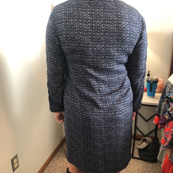 Dress - Picture 8 of 8